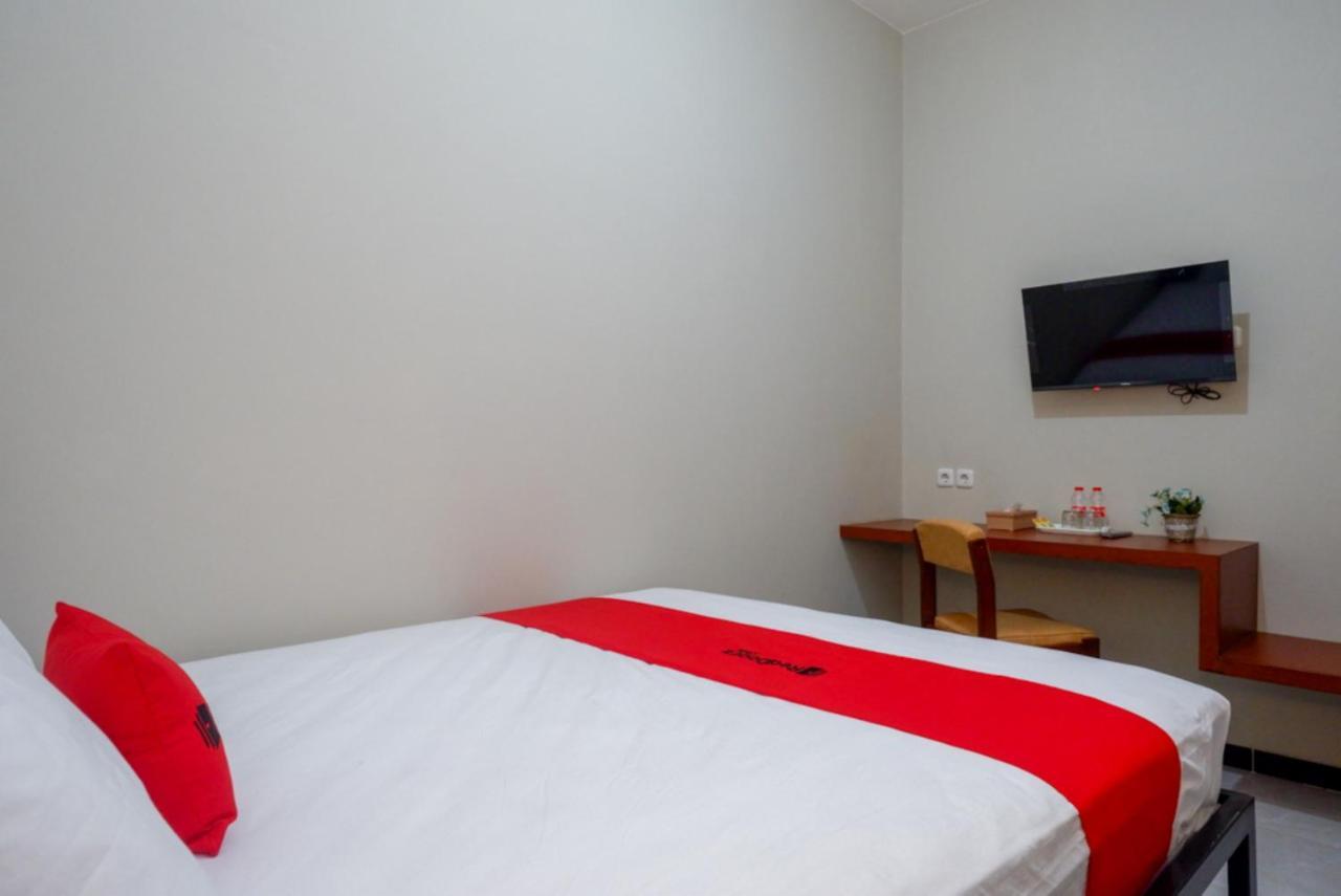 Hotel Reddoorz Near Kampus Ump Purwokerto 2 Sumbang Exteriér fotografie