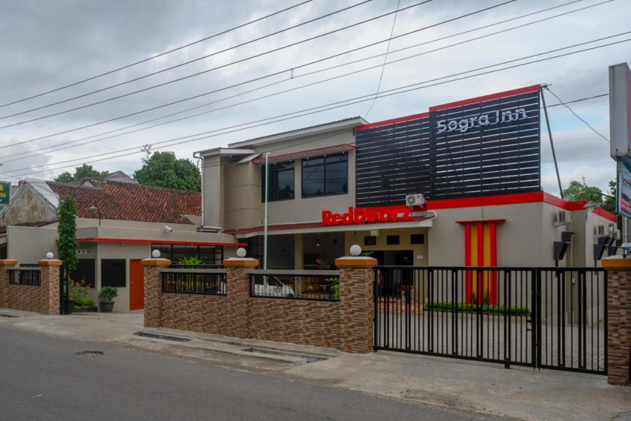 Hotel Reddoorz Near Kampus Ump Purwokerto 2 Sumbang Exteriér fotografie
